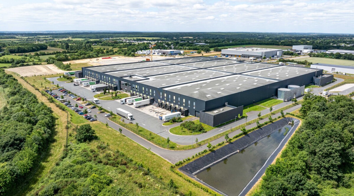 Entrepôt Saint-Léger-de-Linières 21 044 m²