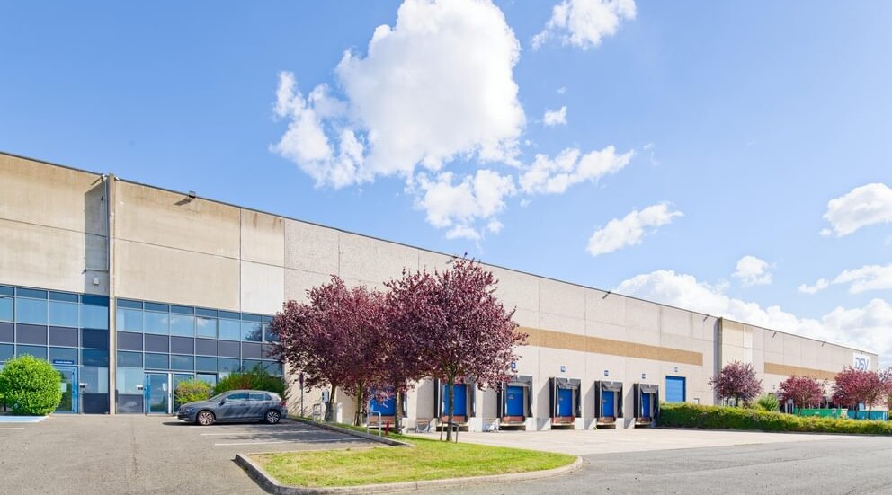 Entrepôt Neuville-en-Ferrain 4 315 m²