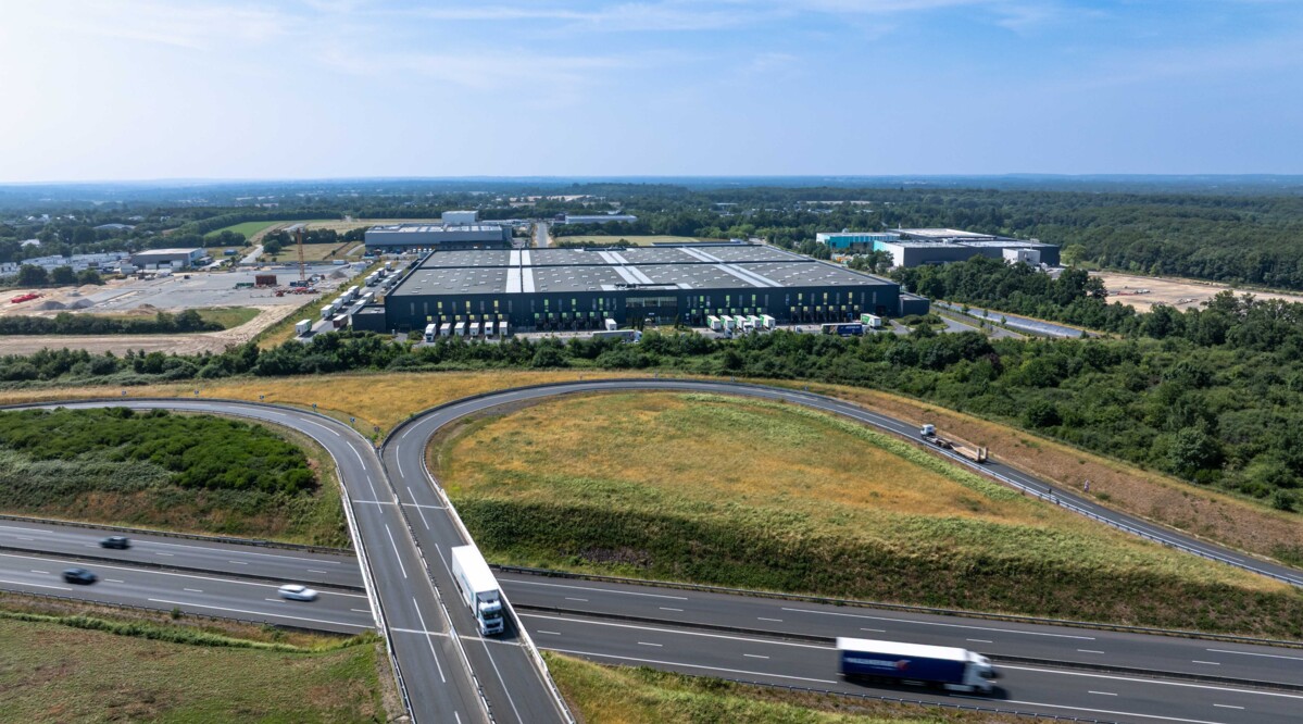 Entrepôt Saint-Léger-de-Linières 21 044 m²