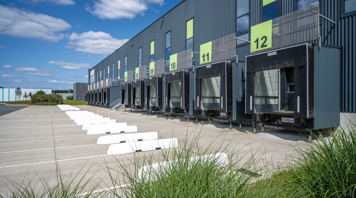 Entrepôt Saint-Léger-de-Linières 21 044 m²