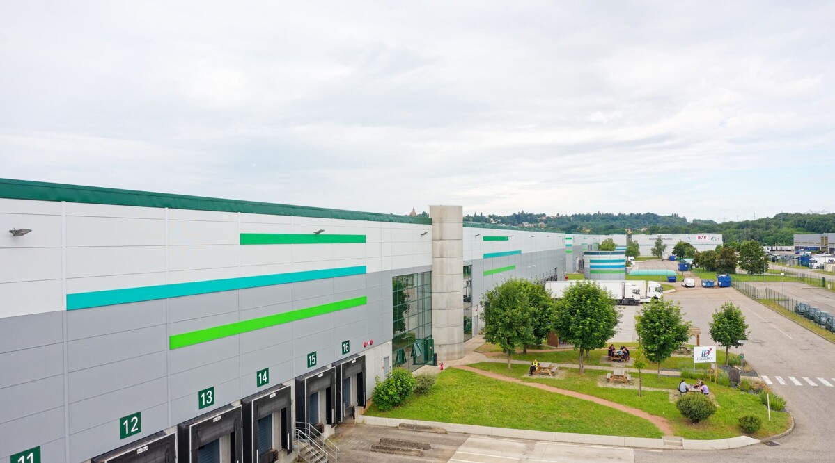 Warehouse  Saint-Quentin-Fallavier 10 125 sqm