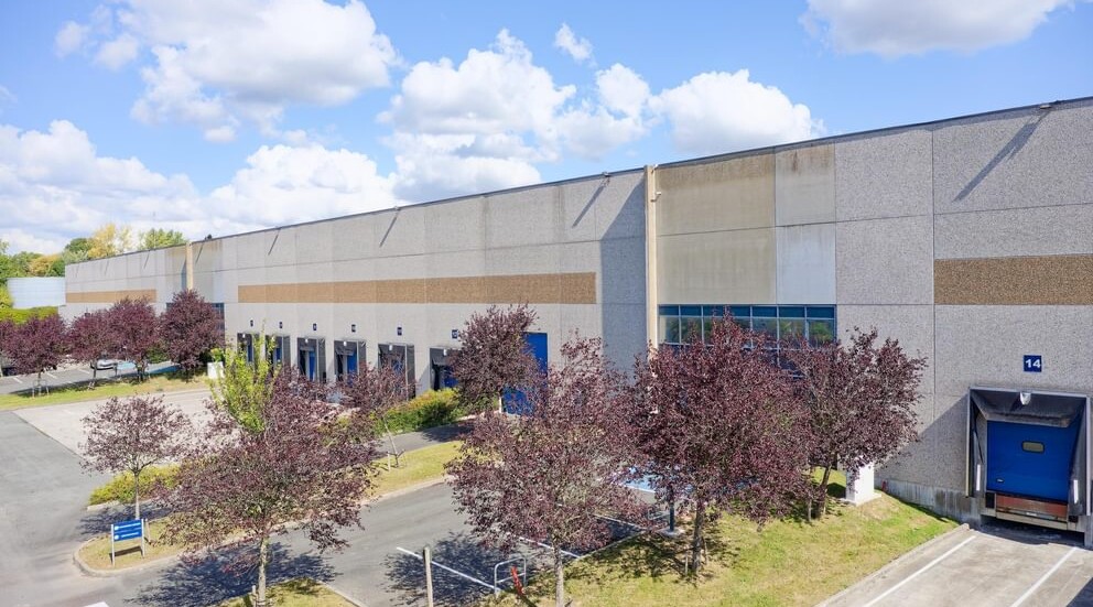 Entrepôt Neuville-en-Ferrain 4 315 m²