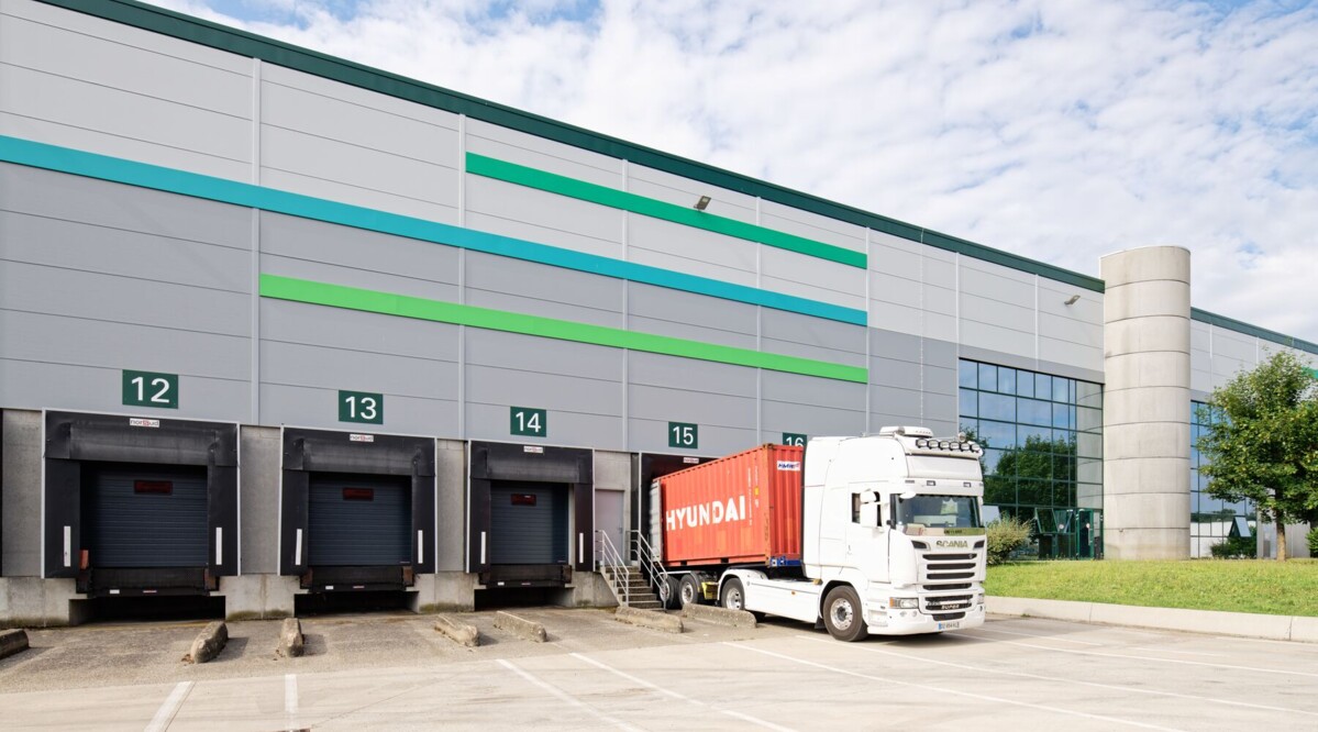 Warehouse  Saint-Quentin-Fallavier 10 125 sqm