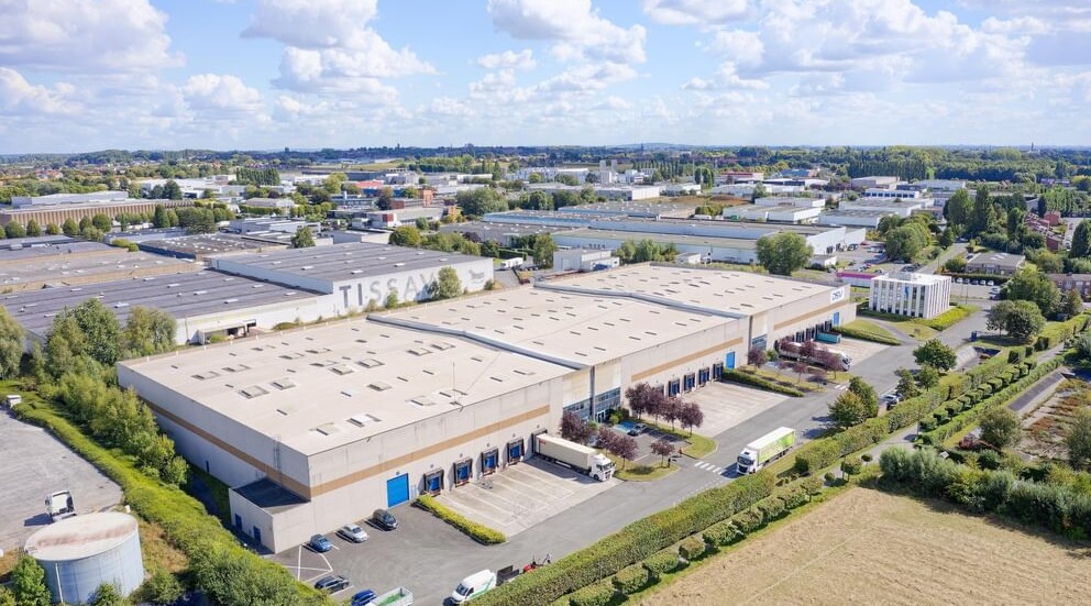 Entrepôt Neuville-en-Ferrain 4 315 m²