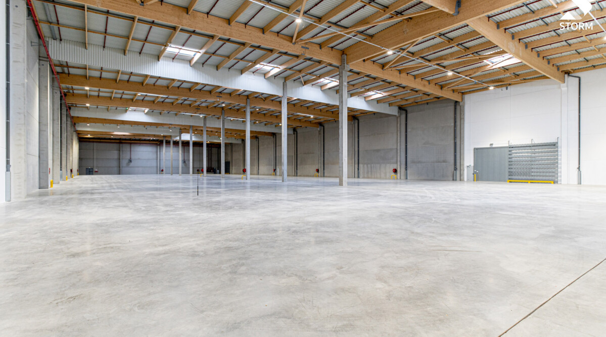 Entrepot R5e Tech Entrepôt Sainte-Hermine 12 953 m² | STORM Real Estate
