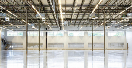 Immobilier logistique : entrepôts à louer ou à vendre, quels choix pour les acteurs B2B ?