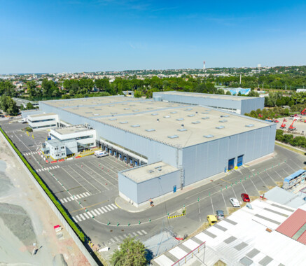 Entrepôt Combs-la-Ville 1 325 m²